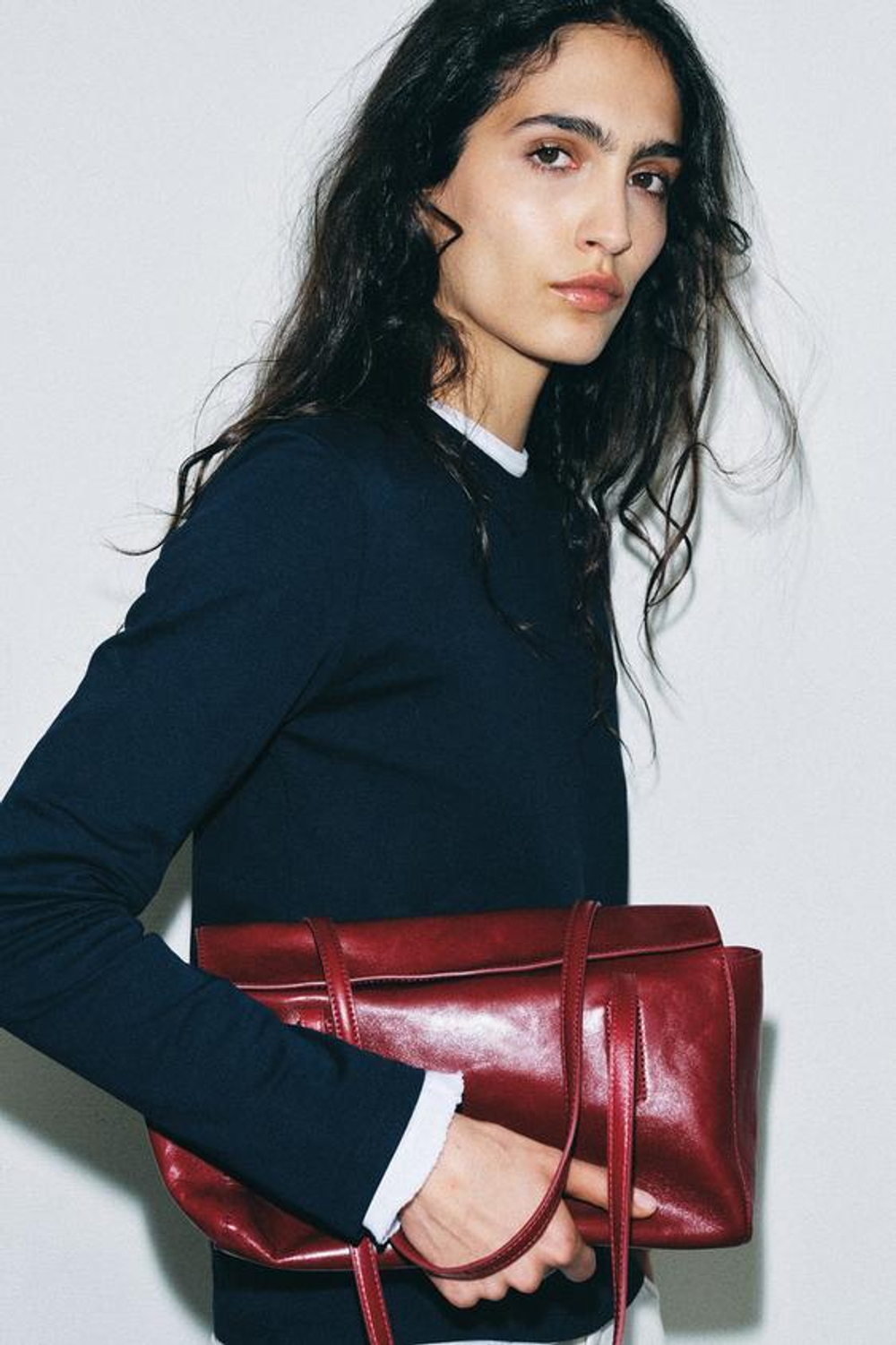 ZARA КОЖАНАЯ СУМКА ЧЕРЕЗ ПЛЕЧО, КРАСНЫЙ