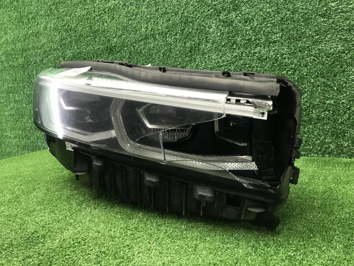 Фара правая BMW 7er G11 G12 (2019-2022) LED