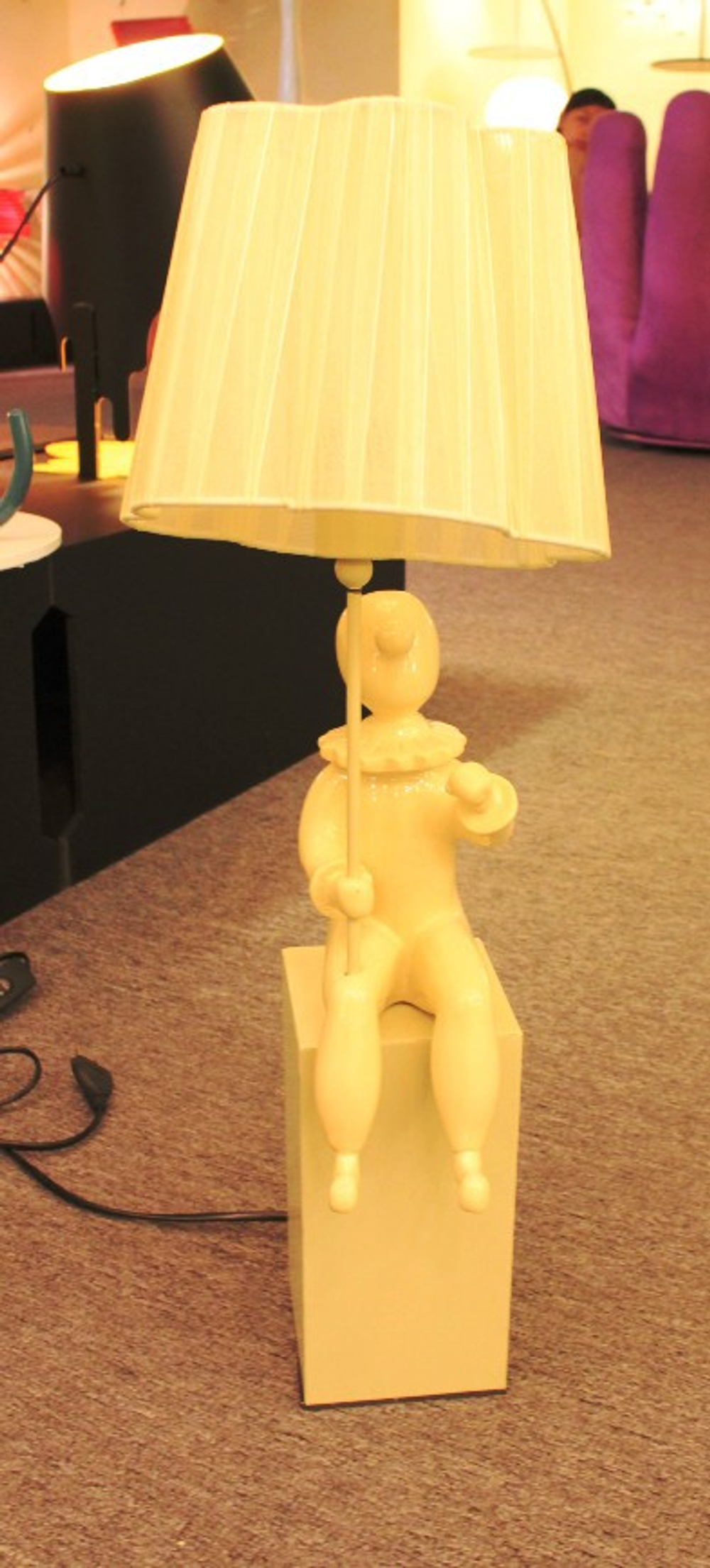 лампа CLOWN by Jaime Hayon h 45 beige  ( 2 )