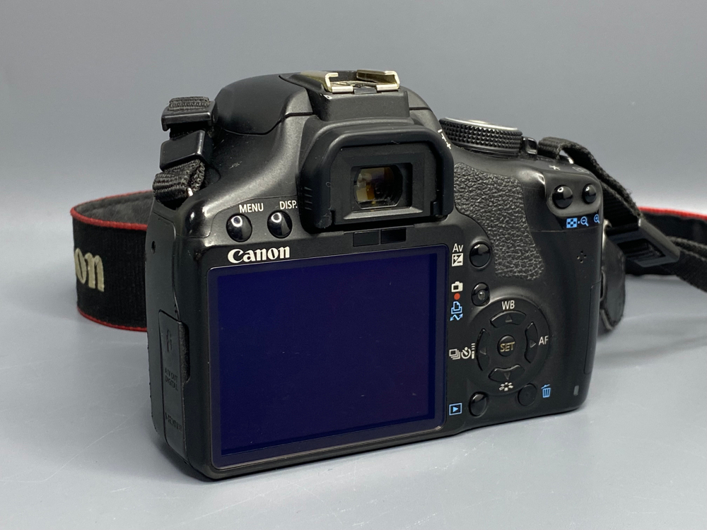 Canon EOS 500D — 30 480 кадров