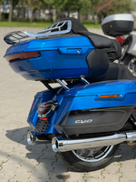 CVO Street Glide Limited "Electric Coast CVO Two-Tone" (2026)