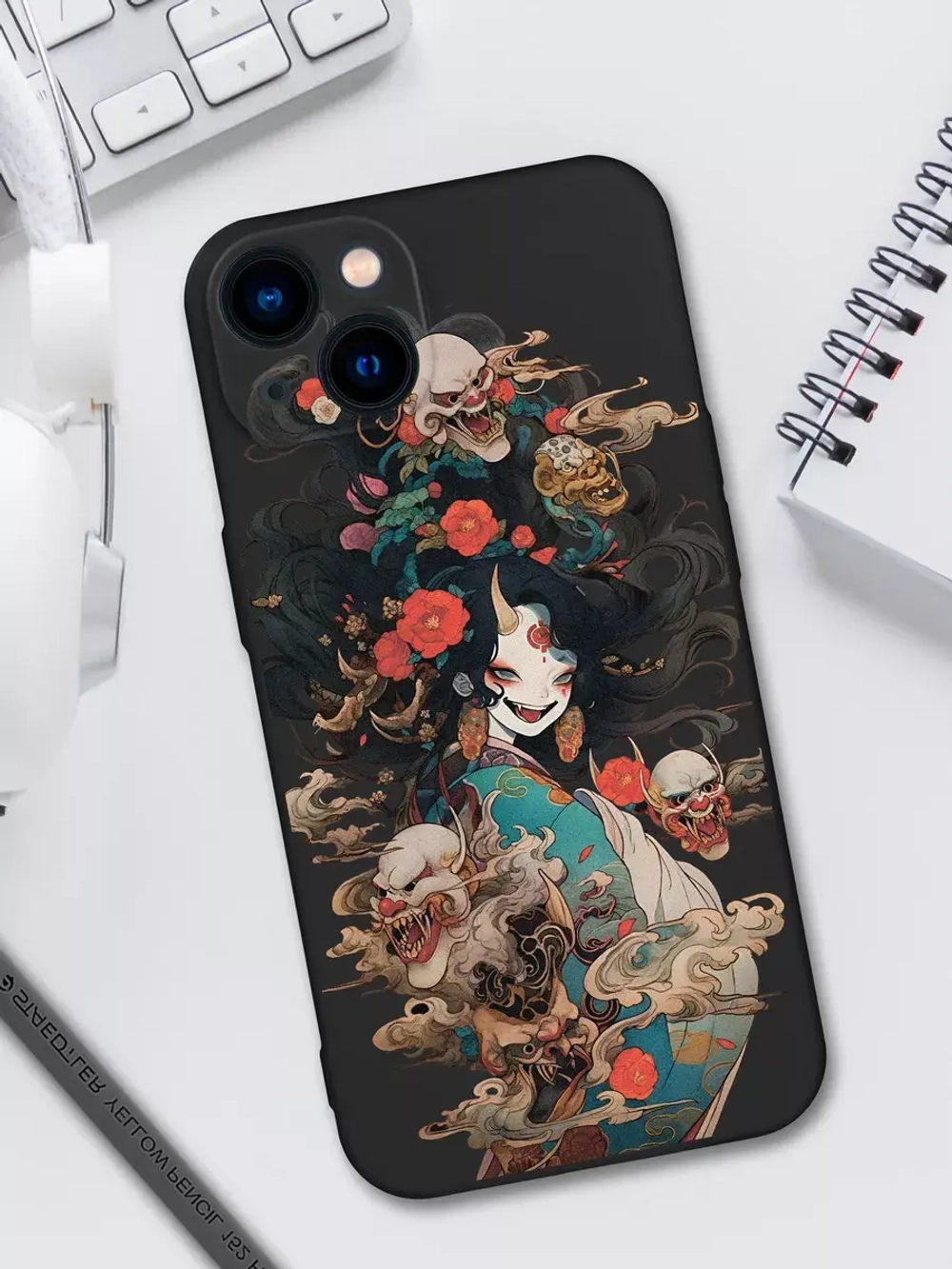 Чехол на iPhone 15 с принтом