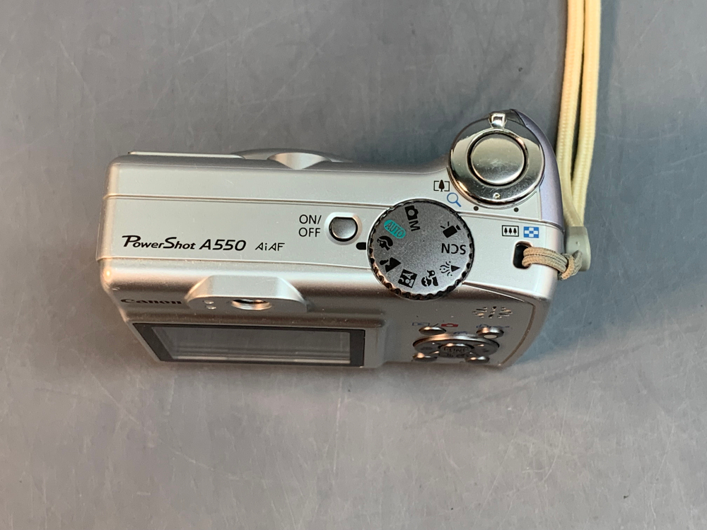 Canon PowerShot A550