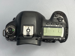 Canon EOS 5D Mark IV — При выходе из режима Live View выдает ошибку "Err20".