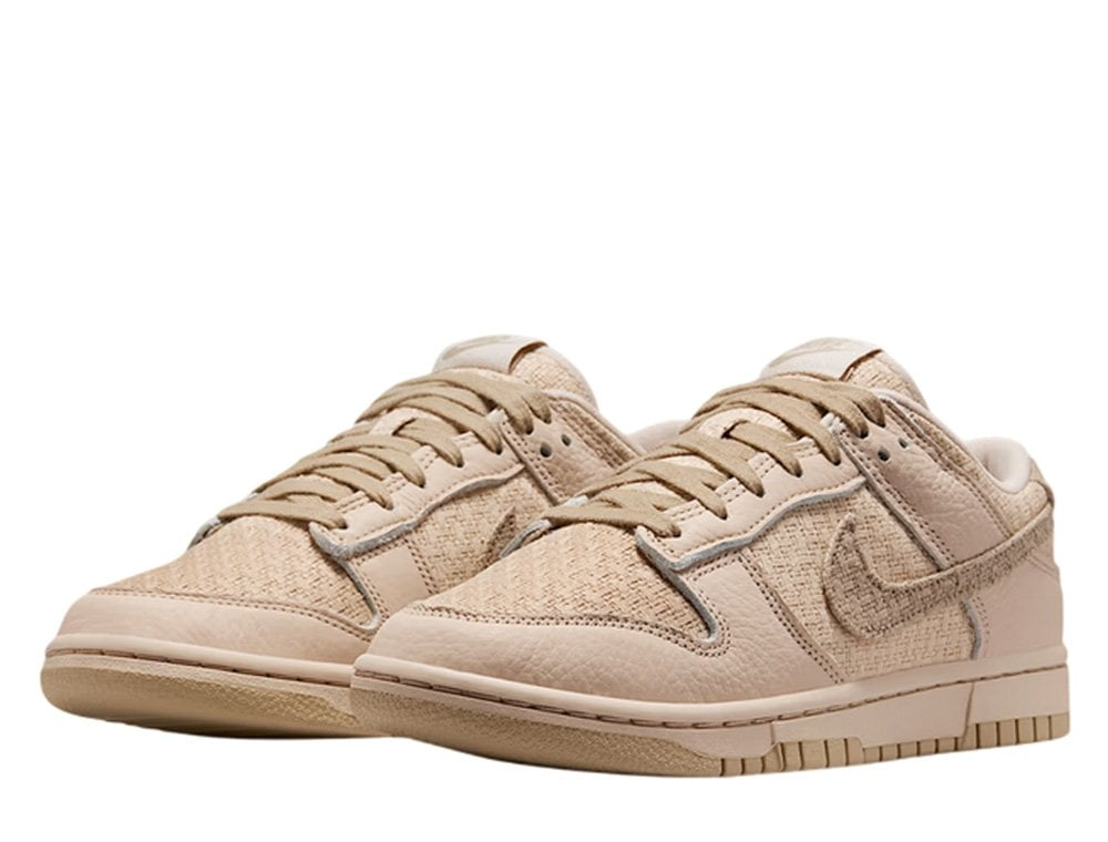 Кроссовки Wmns Nike Dunk Low "Sanddrift"
