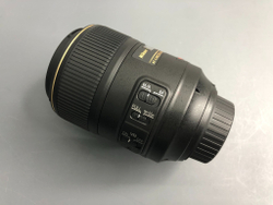 Nikon 105mm 2.8G IF-ED AF-S VR Micro-Nikkor