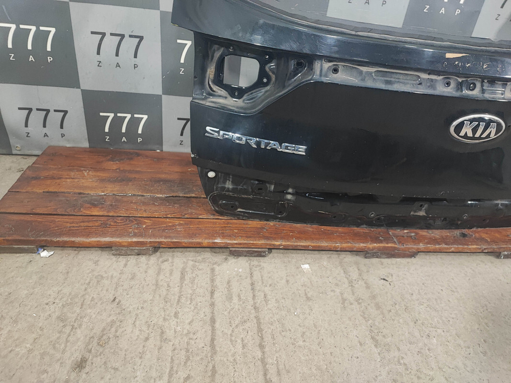 Крышка багажника Kia Sportage 4 (QL) 16-22 Б/У Оригинал 73700F1000
