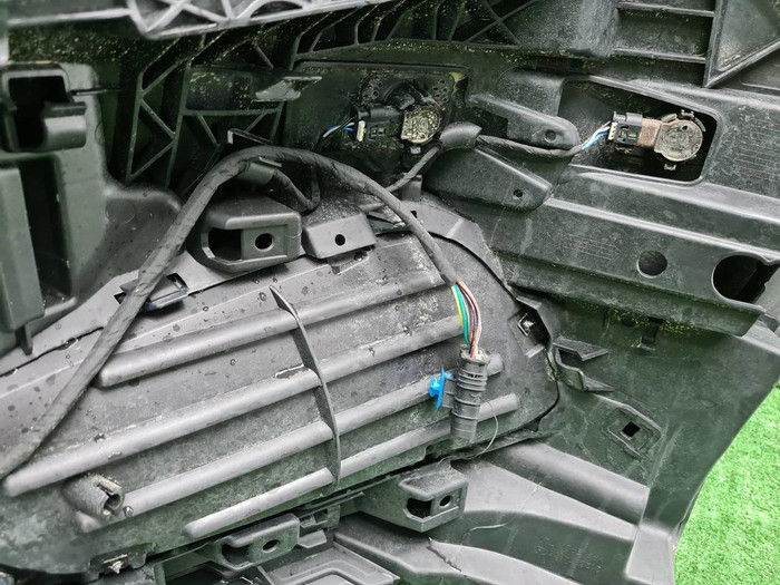 Бампер передний Mercedes E W212 13-16 AMG В сборе