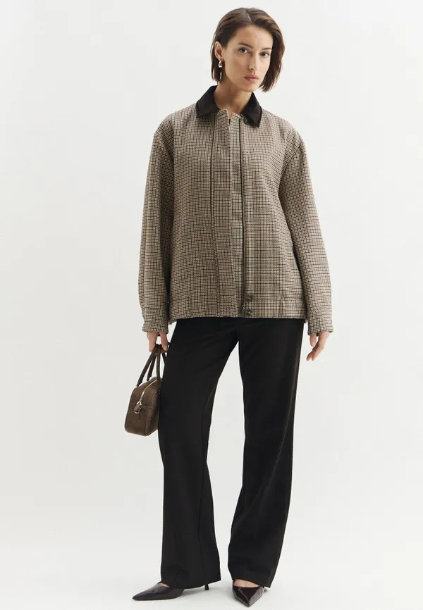 Куртка женская WEEKEND MAX MARA WKDFESTA
