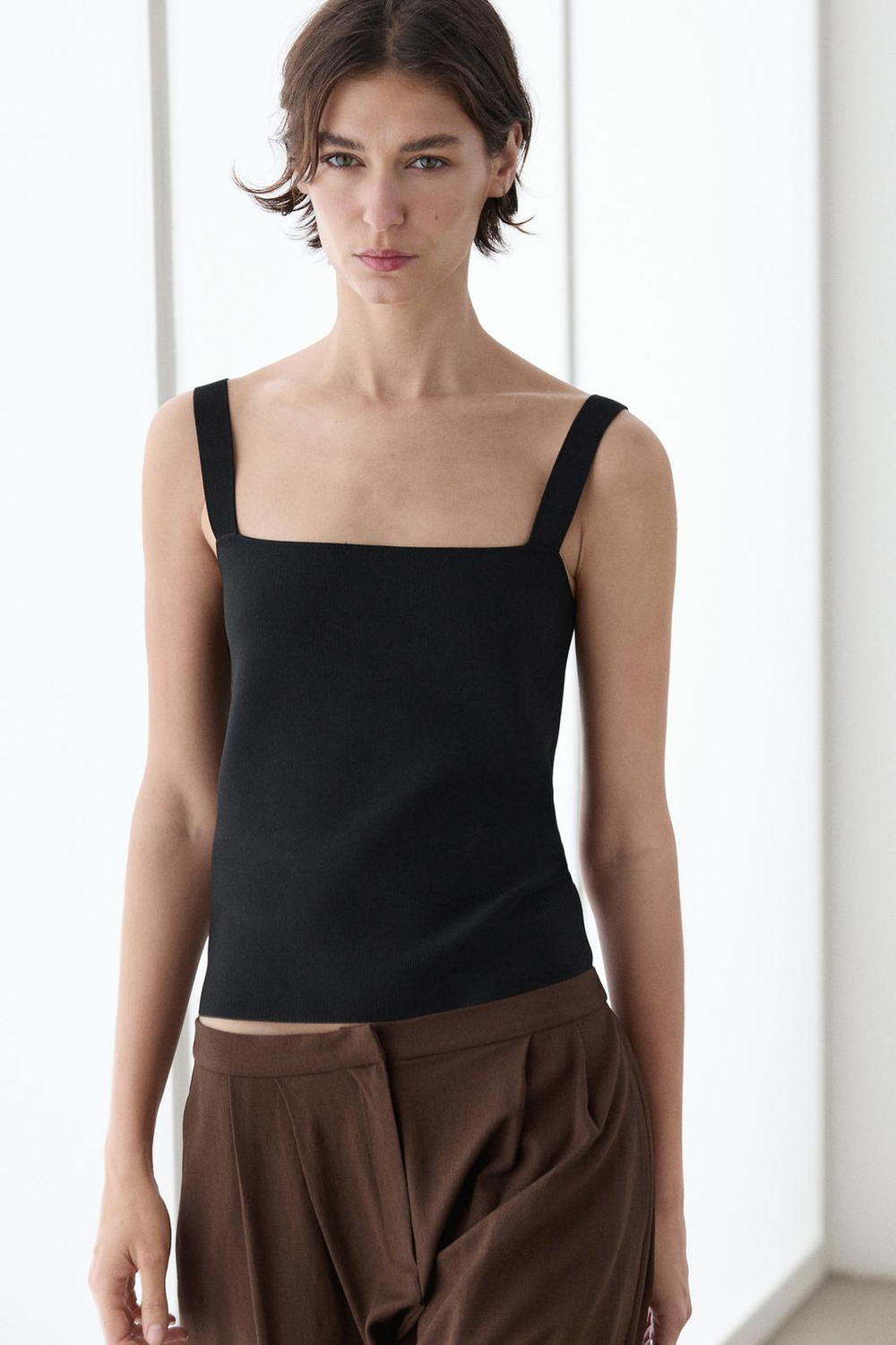 Massimo Dutti Топ на бретелях с квадратным вырезом, черный