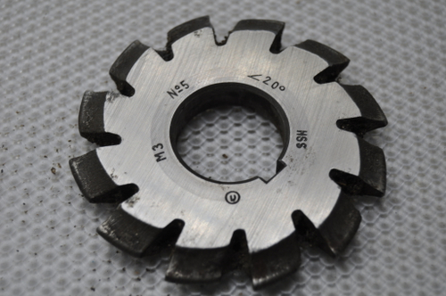 Фреза модульная М3 №5 (HSS) z=12