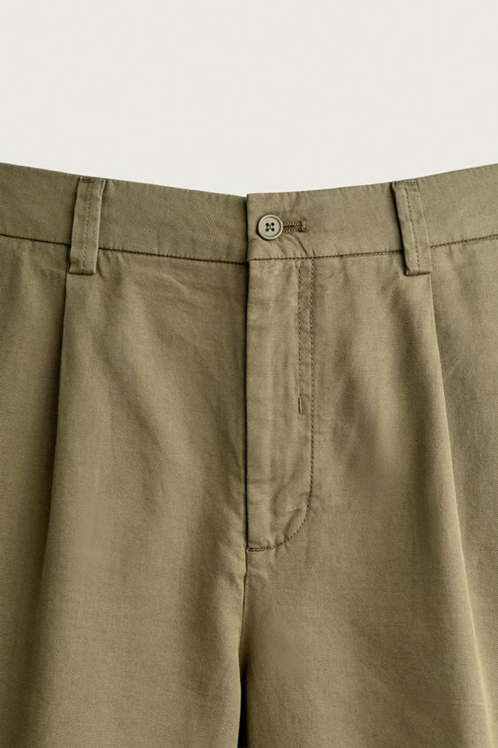 ZARA ШОРТЫ СО СКЛАДКАМИ REGULAR FIT, БЕЖЕВЫЙ