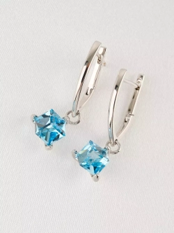 Серьги-подвески Миражи с голубым кубиком Swarovski
