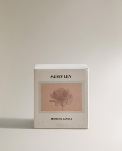 Свеча ароматическая Musky Lily 180 г Zara Home, фото 3