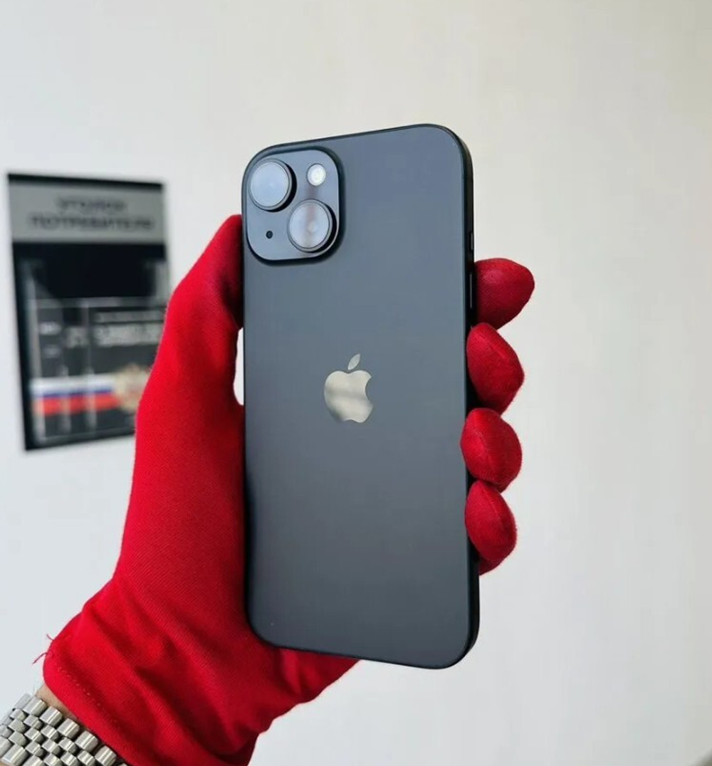 iPhone 15, 128 ГБ б/у