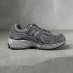 New Balance 2002R • Total Gray
