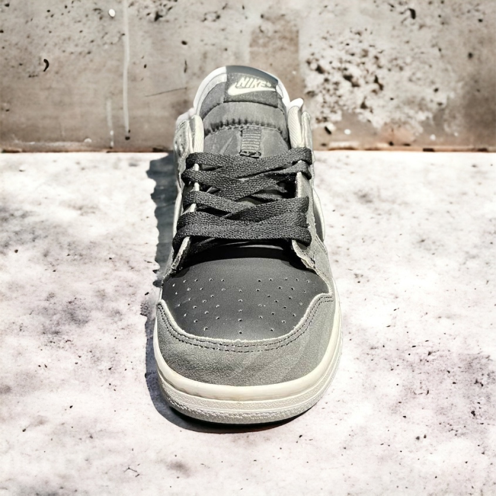 Nike SB Dunk Low • Black Zebra
