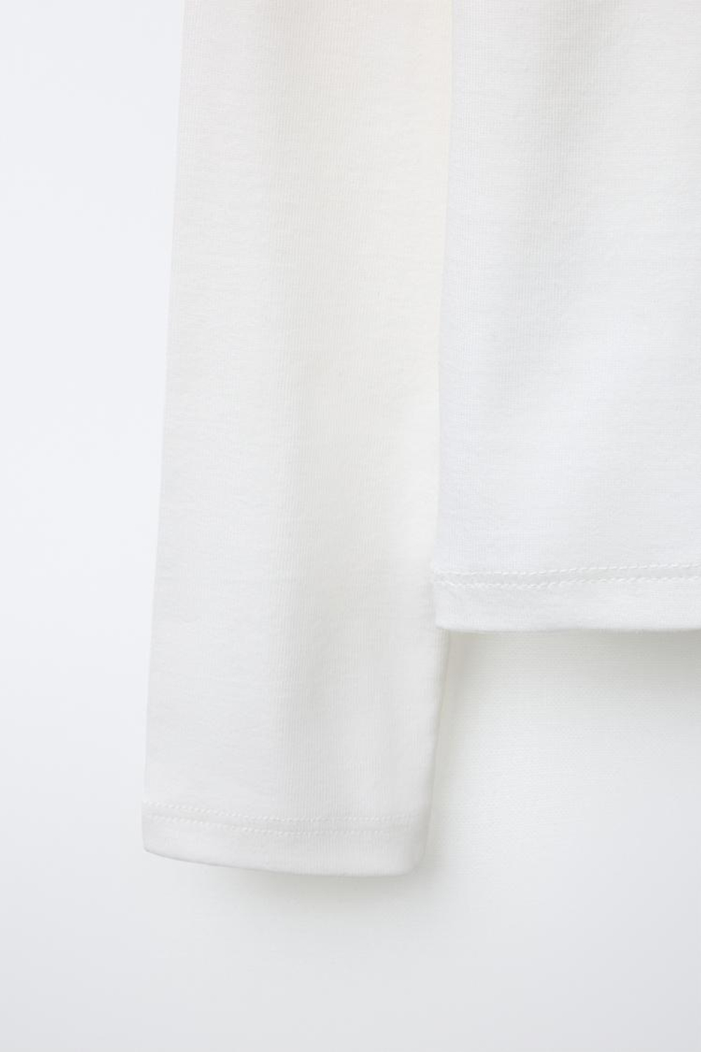 ZARA ФУТБОЛКА С ЗАКЛЕПКАМИ, БЕЛЫЙ
