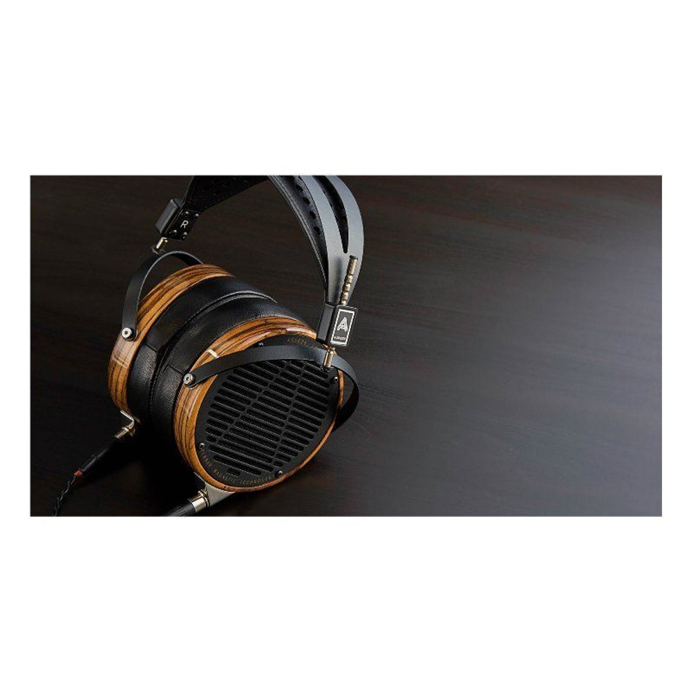 Наушники мониторные Premium Audeze LCD-3 Zebrano Black Leather (Travel Case)
