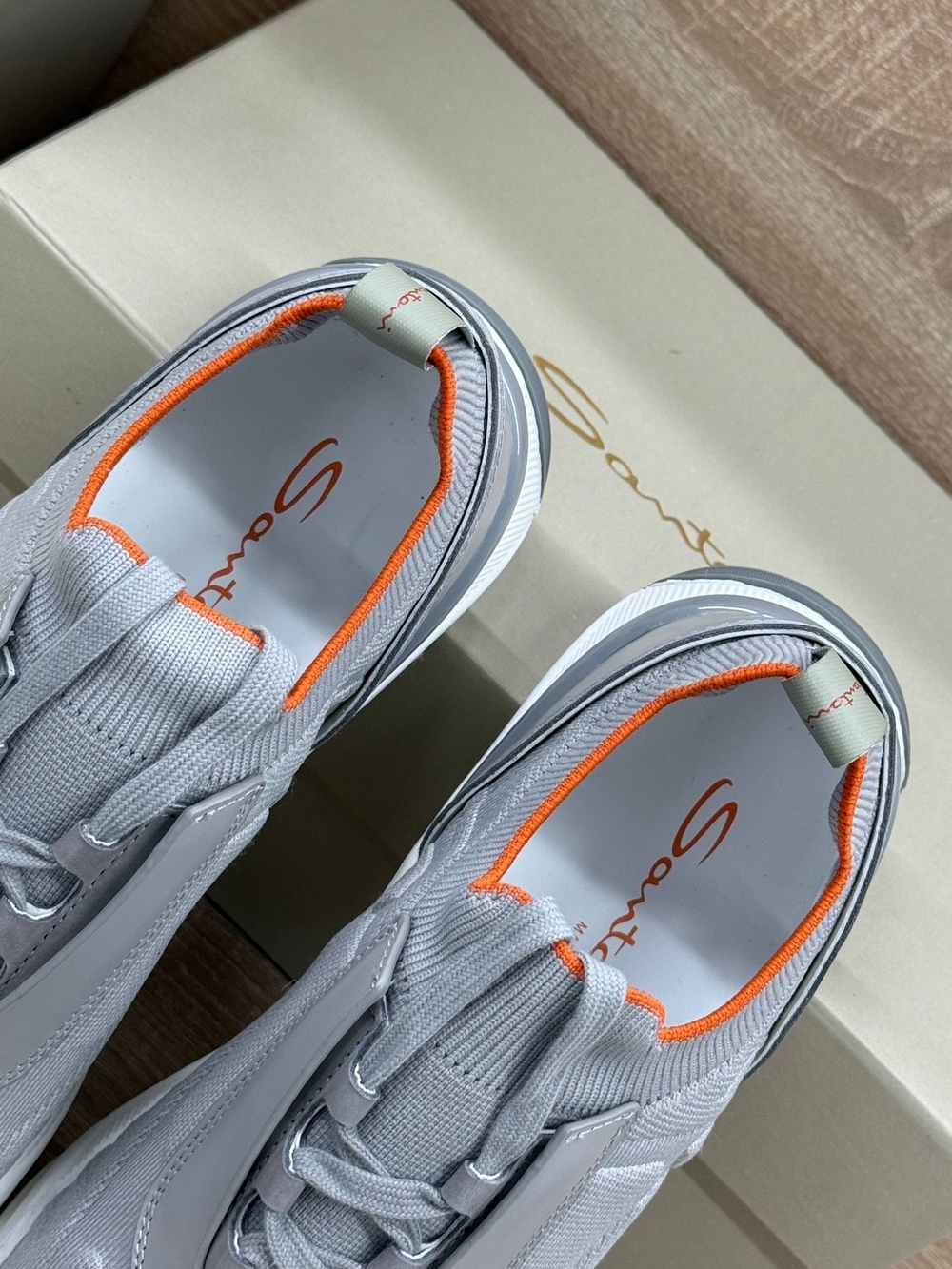 Кроссовки Santoni