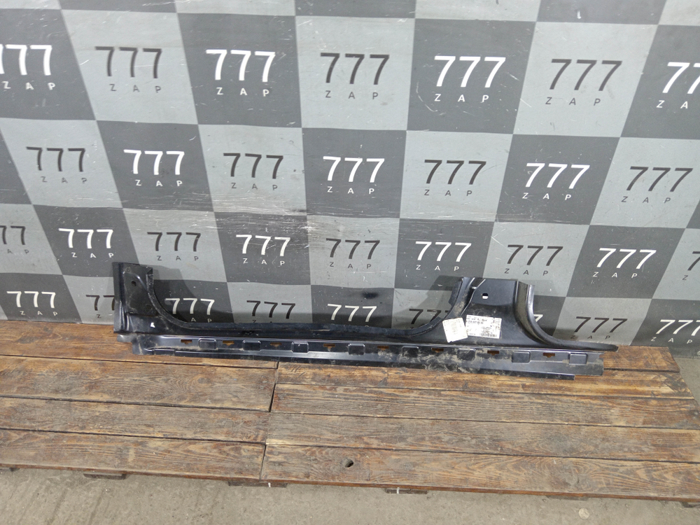 Порог правый Mercedes CLS (C218) 10-17 Новое Оригинал A2186370635