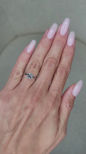 Кольцо с бриллиантом 1.0 ct