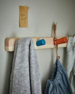 Вешалка настенная IKEA FLISAT (ФЛИСАТ), 47х4,5 см