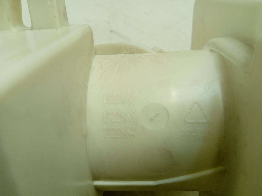 ZWP582 кт166 Улитка сливного насоса для стиральной машины Zanussi ZWD7105 б/у