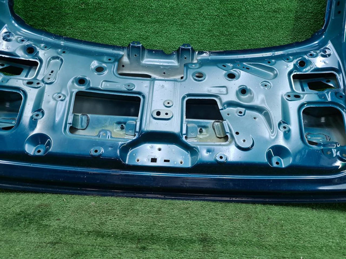 Крышка багажника Geely Monjaro (2021-н.в.)