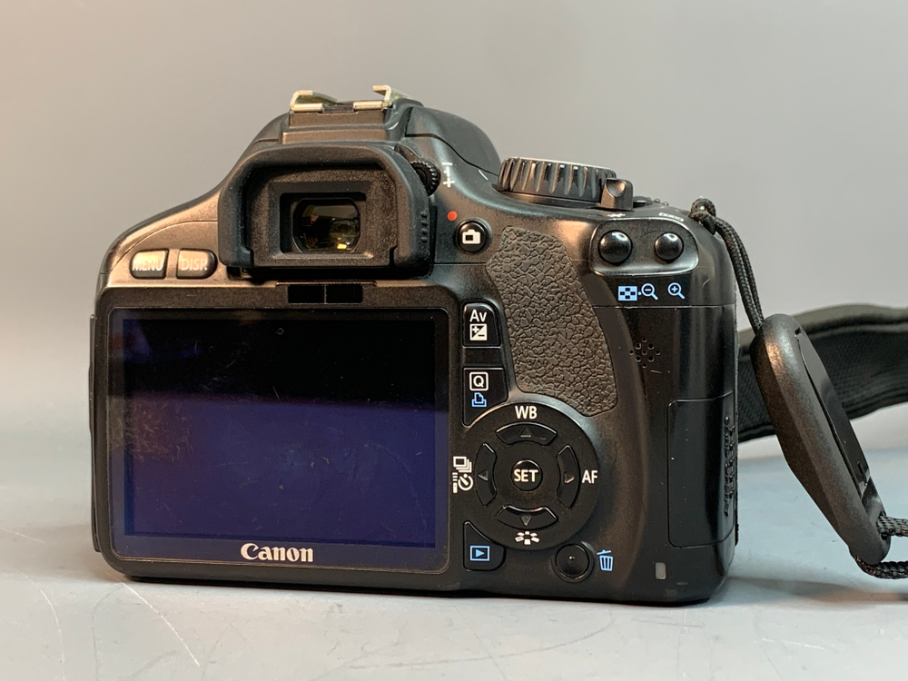 Canon EOS 550D Kit 18-55mm 42.997 Кадров