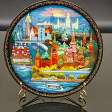 Коллекционная тарелка "Москва" с росписью (лаковая миниатюра)
