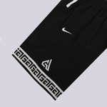 Заказать в Москве баскетбольные шорты Nike Freak