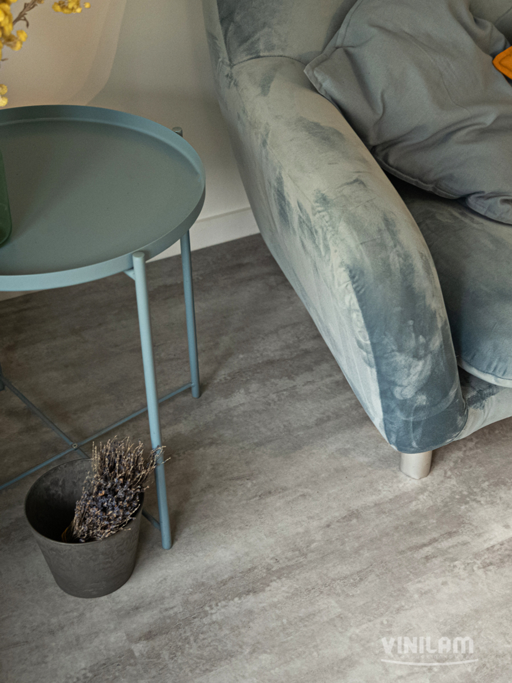 Виниловый ламинат Vinilam Ceramo 61614 Цемент светлый