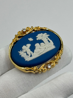 Брошь Wedgwood синяя