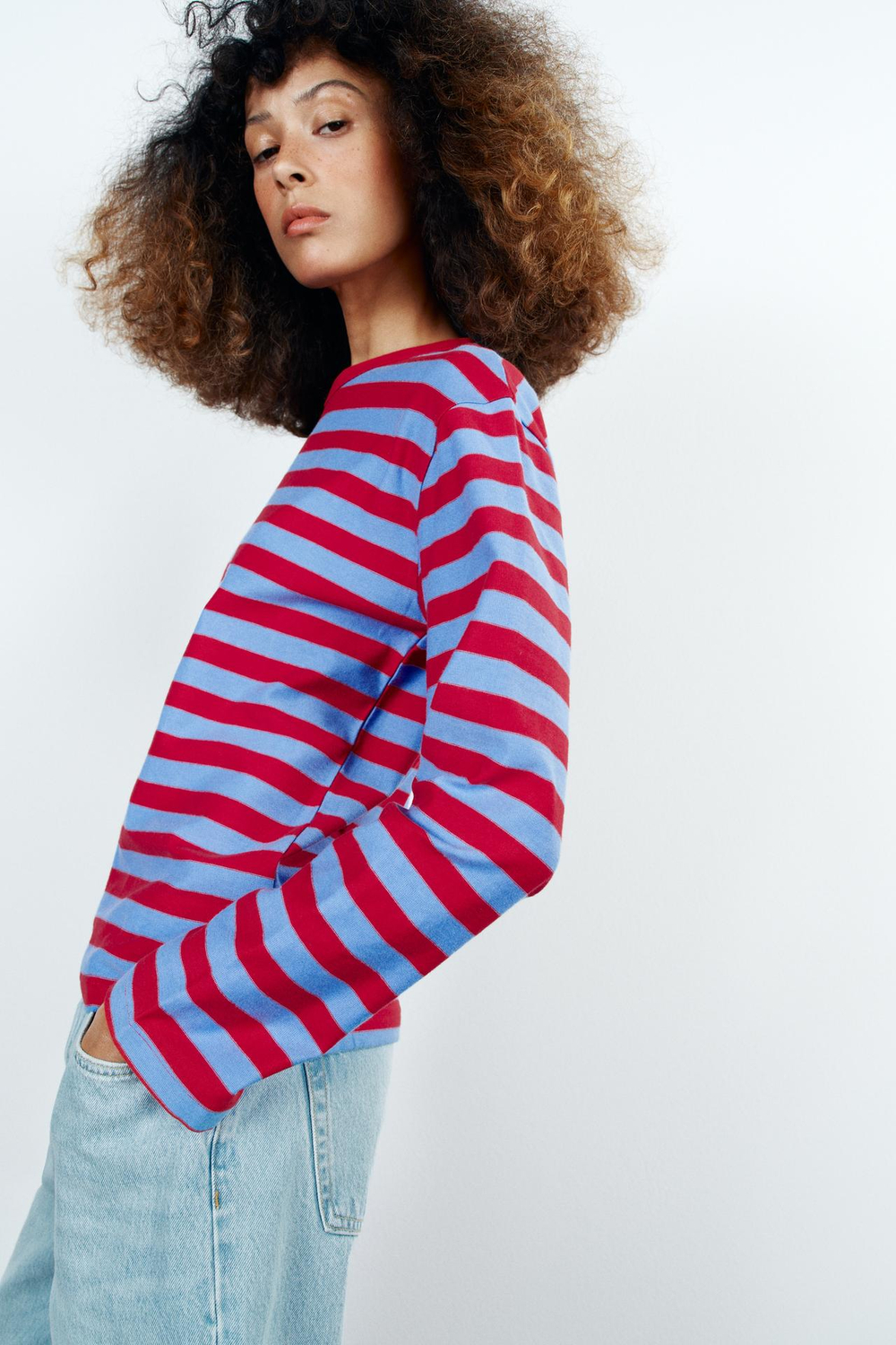 ZARA ФУТБОЛКА В ШИРОКУЮ ПОЛОСКУ, КРАСНАЯ ПОЛОСКА