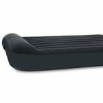 Мaтрас нaдувной Intex 64142 Pillow Rest 137х191х42 см / Крoвать нaдувная Интeкс полуторная велюровая со встроенным электронасосом 220V и подголовником