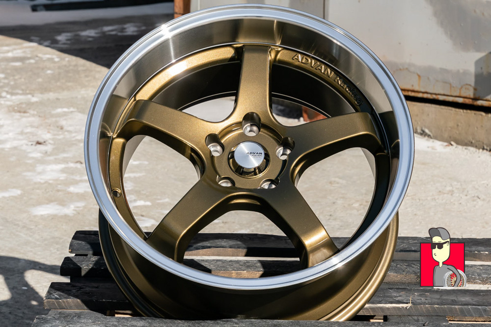 Комплект дисков Advan GT 18x9 et35 5x114.3