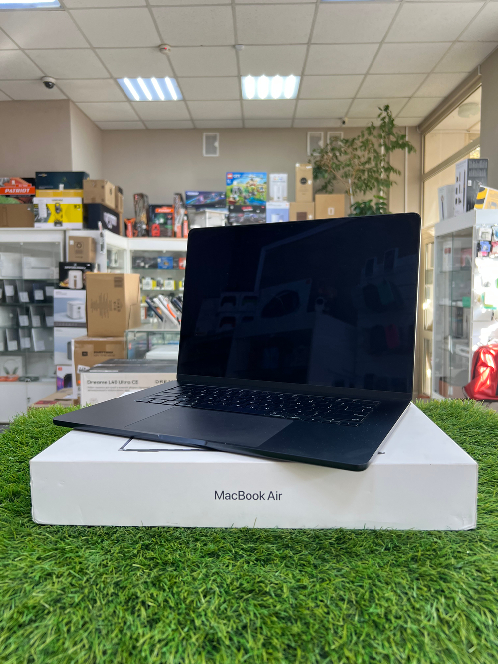 Б/У MacBook Air 15 2022 M2 8/256Gb