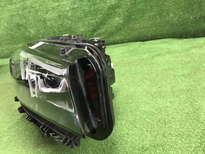 Фара правая BMW 3er G20 (2022-н.в.) LED (В сборе)