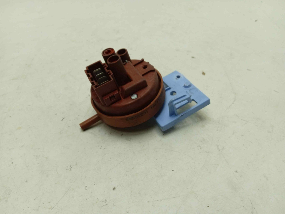 AWG235/1 кт179 Датчик уровня воды для стиральной машины Whirlpool AWG235/1 б/у