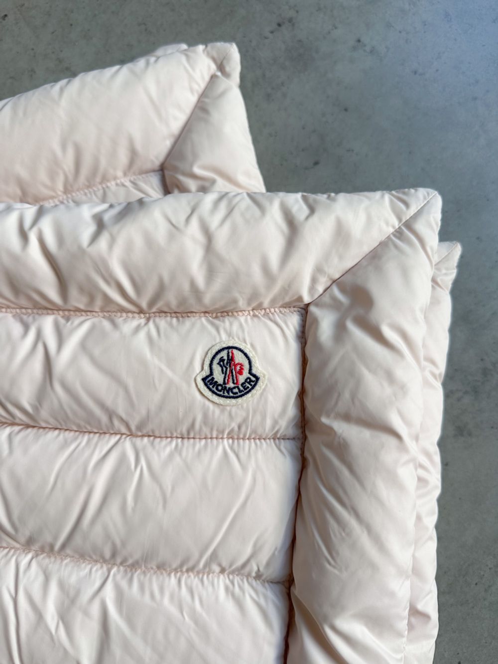Пуховое одеяло Moncler