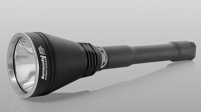 Поисковый фонарь Armytek Barracuda Pro (холодный свет) [F03302SC]