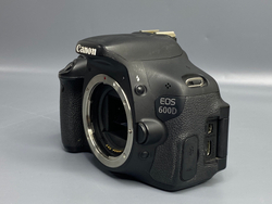 Canon EOS 600D — 16 000 кадров