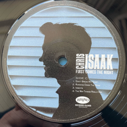 Винтажная виниловая пластинка LP Chris Isaak First Comes the Night (Европейский Союз 2015)