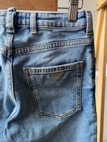 Джинсы Emporio Armani, 140