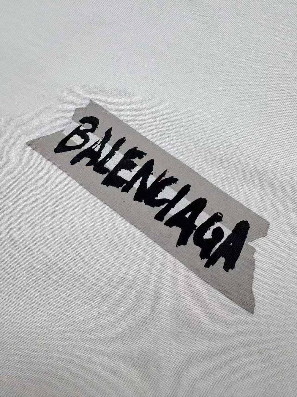 Футболка Balenciaga