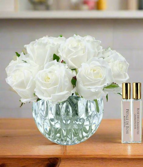 Букет из бутонов белых роз Charente White Rose Buds, Cote Noire