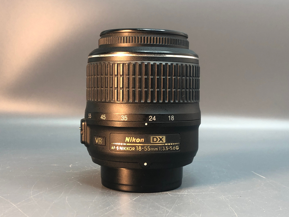 Nikon 18-55mm 3.5-5.6G, нерабочий