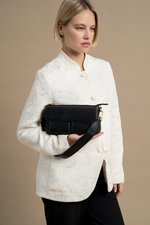 ARIA черная