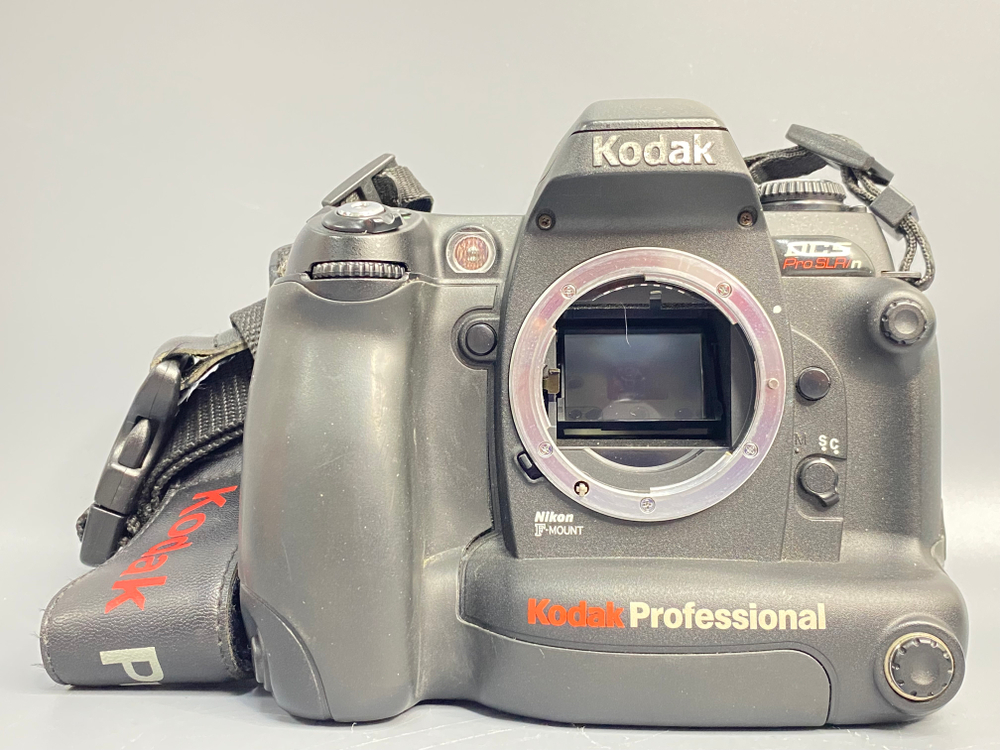 Kodak DCS Pro SLR/n 8500 кадров + 4 аккумулятора